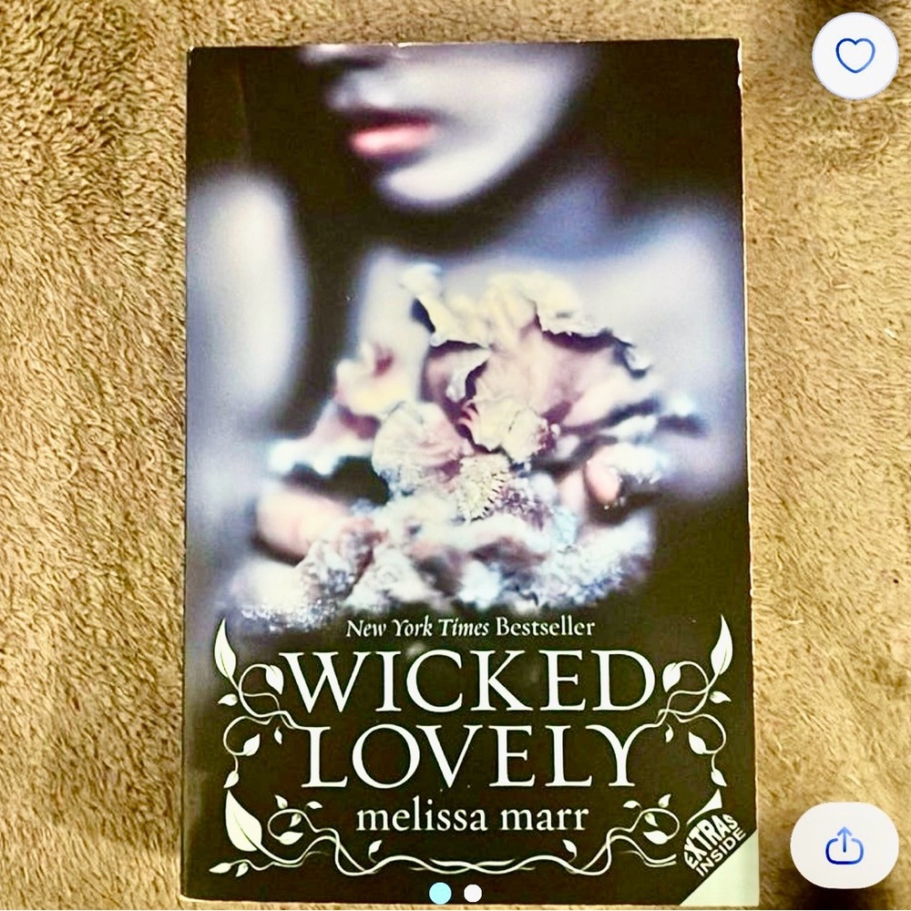 Wicked Lovely Book by Melissa Marr